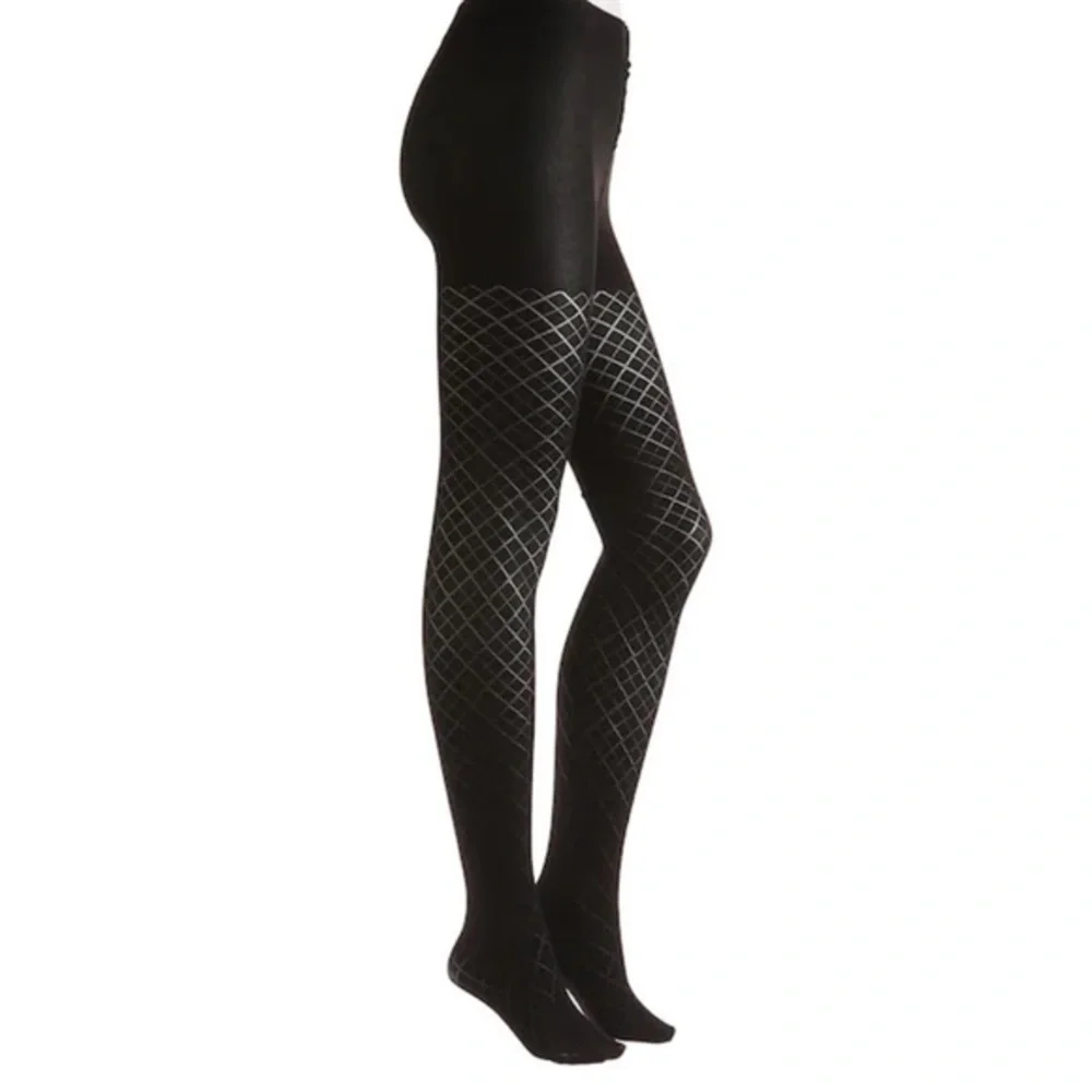 Memoi diamond argyle tights black medium large 130-175 lbs